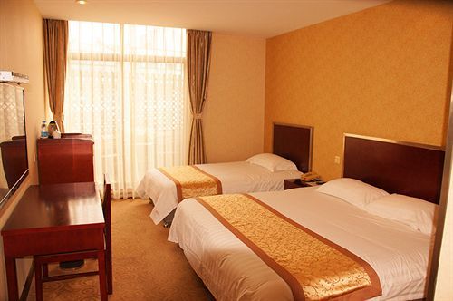 Regius Exhibition Hotel เซี่ยงไฮ้ ภายนอก รูปภาพ