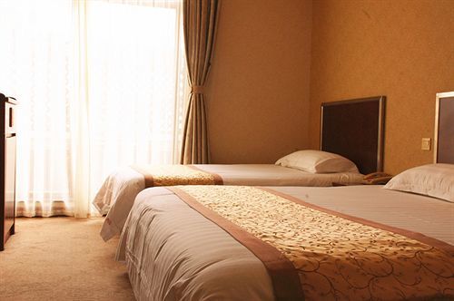 Regius Exhibition Hotel เซี่ยงไฮ้ ภายนอก รูปภาพ