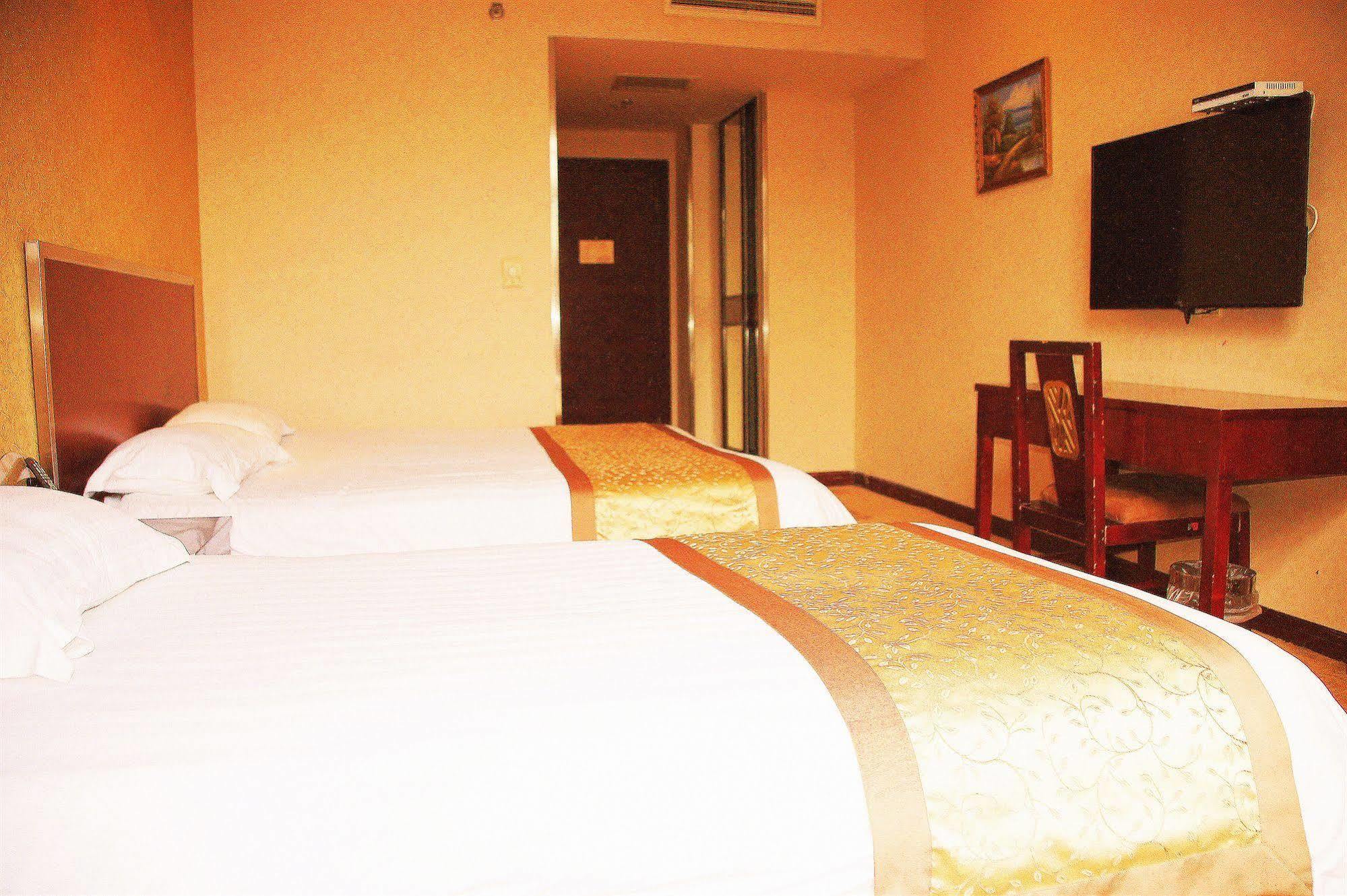 Regius Exhibition Hotel เซี่ยงไฮ้ ภายนอก รูปภาพ